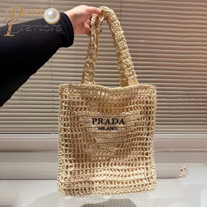 ⁦Prada Grass Woven Shoulder Bag Handbag⁩ - الصورة ⁦2⁩
