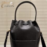 Tory Burch New miler good looking bucket bag - Image 6