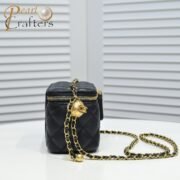 ⁦Chanel  Golden·Ball Makeup Box Bag  Shoulder Bag Handbag⁩ - الصورة ⁦2⁩