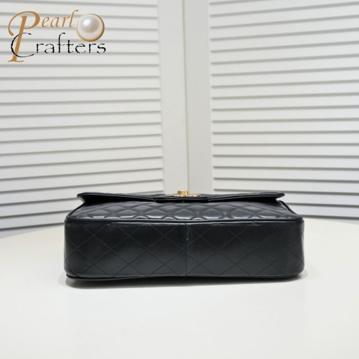 Chanel Classic Flap Bag Shoulder Bag Handbag - Image 4