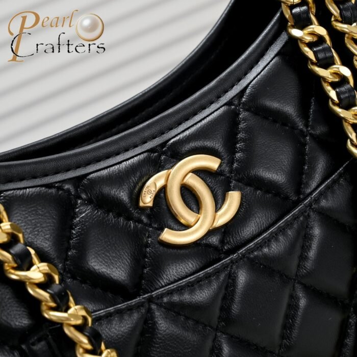 ⁦Chanel 24S Half Moon  Hobo Underarm Bag  Shoulder Bag Handbag⁩ - الصورة ⁦6⁩