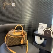 ⁦Louis Vuitton LV Takashi Murakami Jenny Bag Shoulder Handbag 42720⁩ - الصورة ⁦3⁩