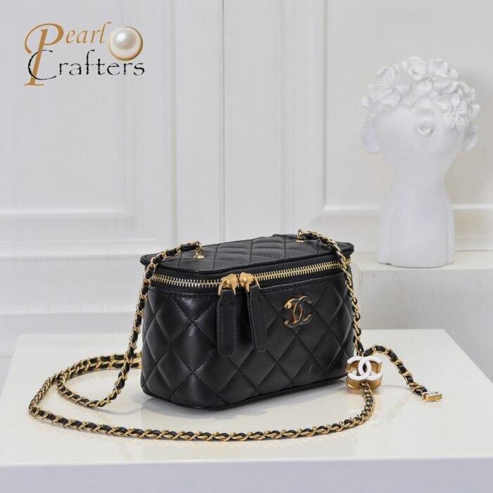 Chanel Handle Vanity Case with Mirror and Chain Black Shoulder Bag Handbag - Image 4