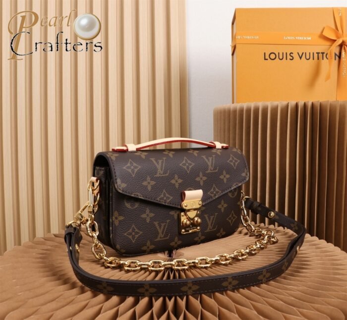Louis Vuitton LV Pochette Métis East West Shoulder Bag  10A Quality - Image 4