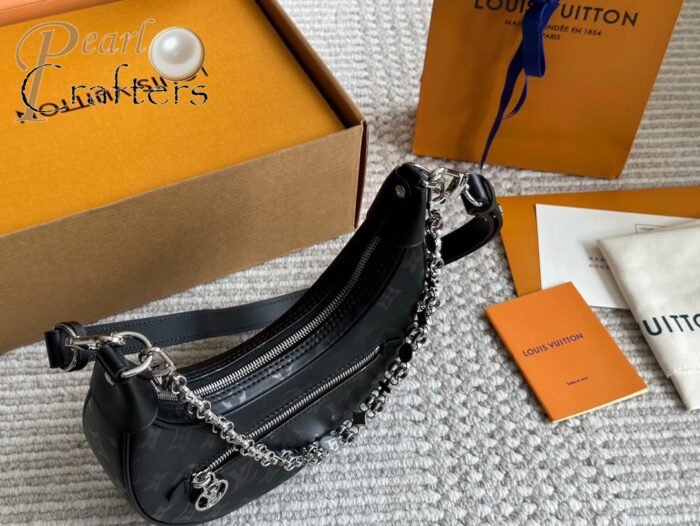 Louis Vuitton Loop Shoulder Bag - Image 4