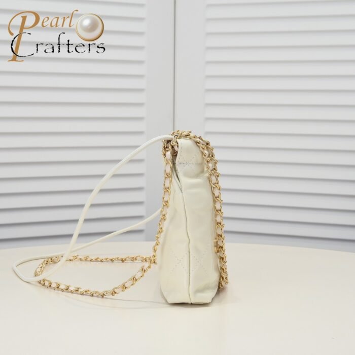 ⁦Chanel 22 Trash Bag Golden Hardware Mini Shoulder Bag Handbag⁩ - الصورة ⁦2⁩