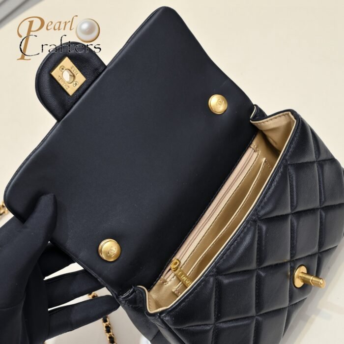 ⁦Chanel 24S Hobo Bag With Pearl Adjustable  Shoulder Bag Handbag⁩ - الصورة ⁦8⁩