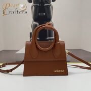 ⁦Jacquemus Cowhide Handbag Shoulder Bag⁩ - الصورة ⁦4⁩