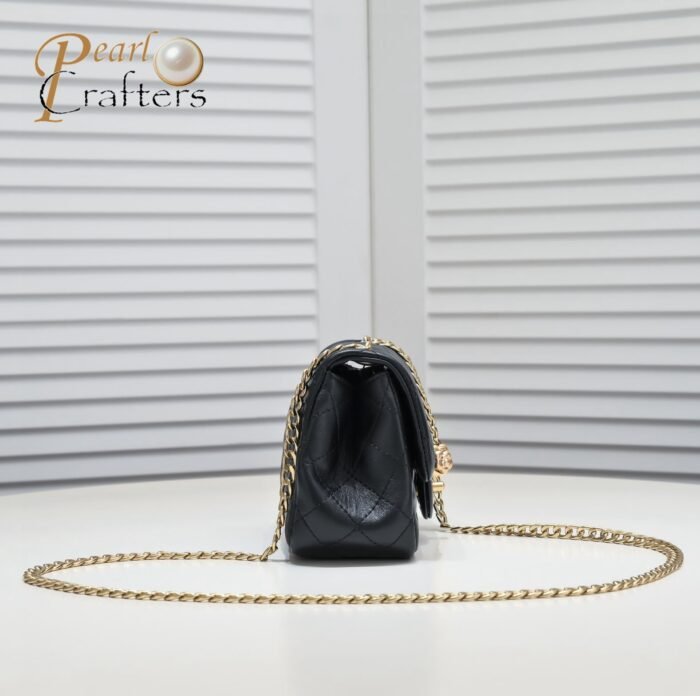 ⁦Chanel 23S Camellia Flower Adjustable Buckle Shoulder Bag Handbag⁩ - الصورة ⁦2⁩