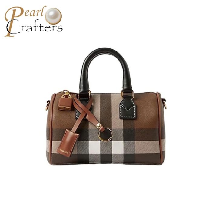 ⁦Burberry Bowling Bag Mini⁩ - الصورة ⁦1⁩
