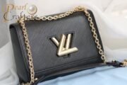 ⁦Louis Vuitton LV Twist Handbag Shoulder Satchel⁩ - الصورة ⁦2⁩