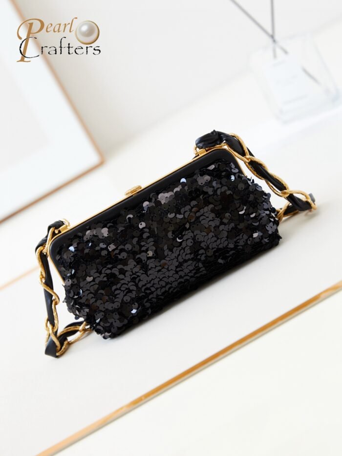 Chanel 10A Handbag Shoulder Bag Top Mirror Quality Version AP5127 - Image 5