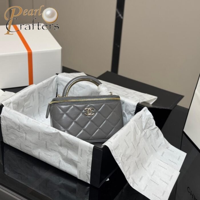 Chanel Square Box with Mirror Cosmetic Case Shoulder Satchel Handbag - Image 6