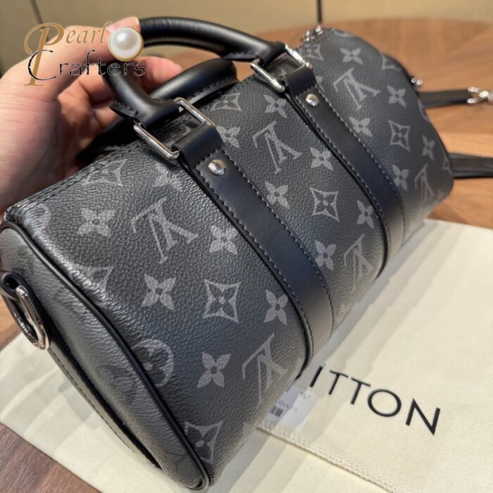 Louis Vuitton Keepall 25 Bandouliere Monogram Eclipse Reverse Canvas Satchel Bag(10a mirror version) - Image 2