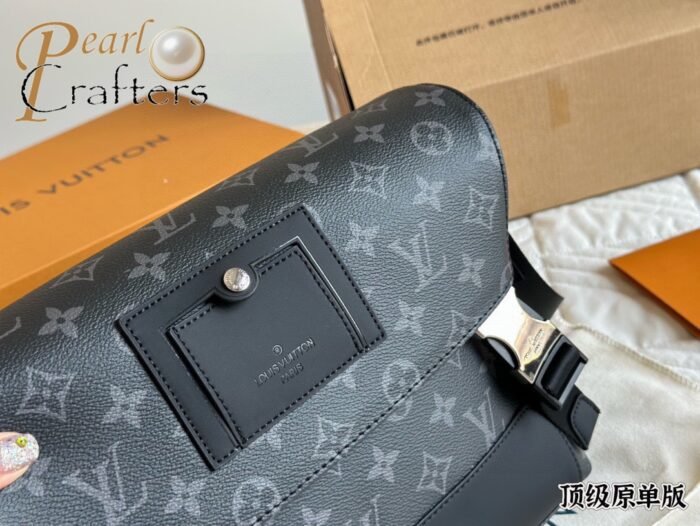 ⁦Louis Vuitton Messenger Bag Shoulder Bag Handbag⁩ - الصورة ⁦2⁩