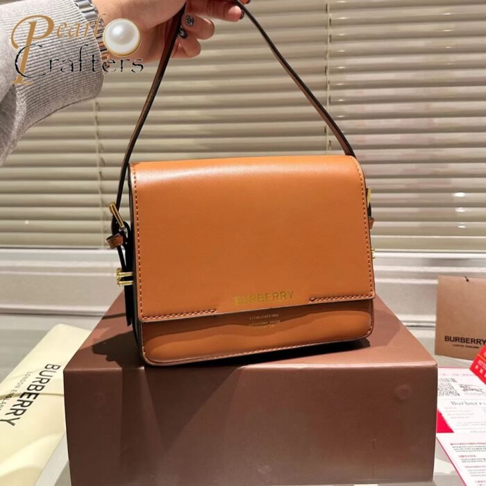 ⁦Burberry Grace Bag Small⁩ - الصورة ⁦4⁩