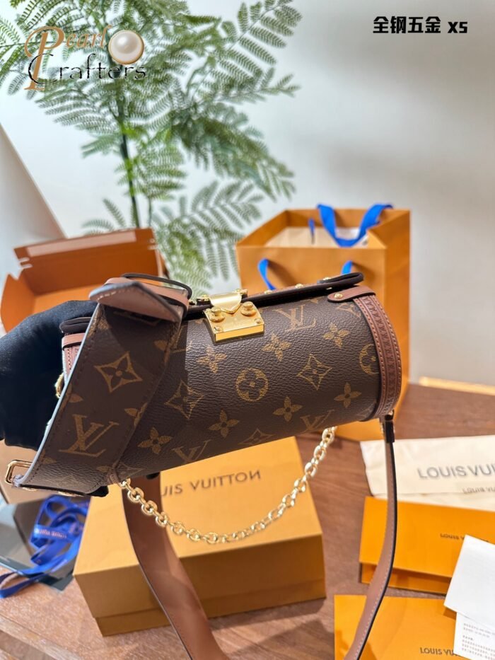 Louis Vuitton Papillon Shoulder Bag Handbag - Image 5