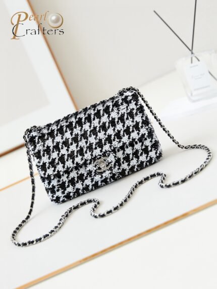 Chanel 10A Handbag Shoulder Bag Top Mirror Quality Version CHANEL CF AS4297