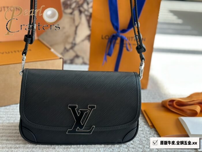 ⁦Louis Vuitton Buci Shoulder Bag Handbag⁩ - الصورة ⁦1⁩