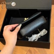 ⁦Chanel-mini-flap-bag-with-enamel-handle⁩ - الصورة ⁦12⁩