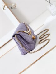 ⁦Chanel 10A Handbag Shoulder Bag Top Mirror Quality Version CHANEL AS5011⁩ - الصورة ⁦3⁩