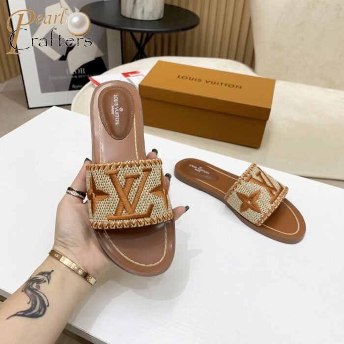 Louis Vuitton LV Lock lt Flat Flat Sandals Slide - Image 3