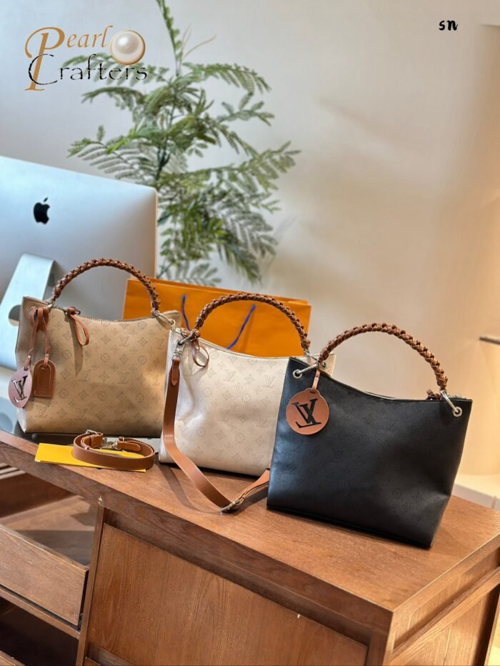 ⁦Louis Vuitton Tote Bag Shoulder Bag Shoulder Bag Handbag⁩ - الصورة ⁦1⁩