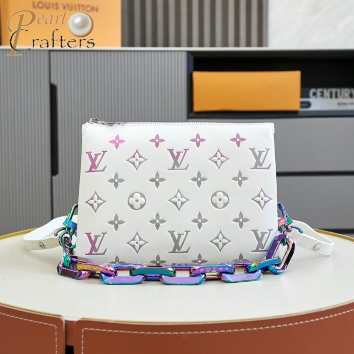 ⁦Louis Vuitton 10A Handbag Shoulder Bag Top Mirror Quality Version Coussin BB M23617⁩ - الصورة ⁦1⁩