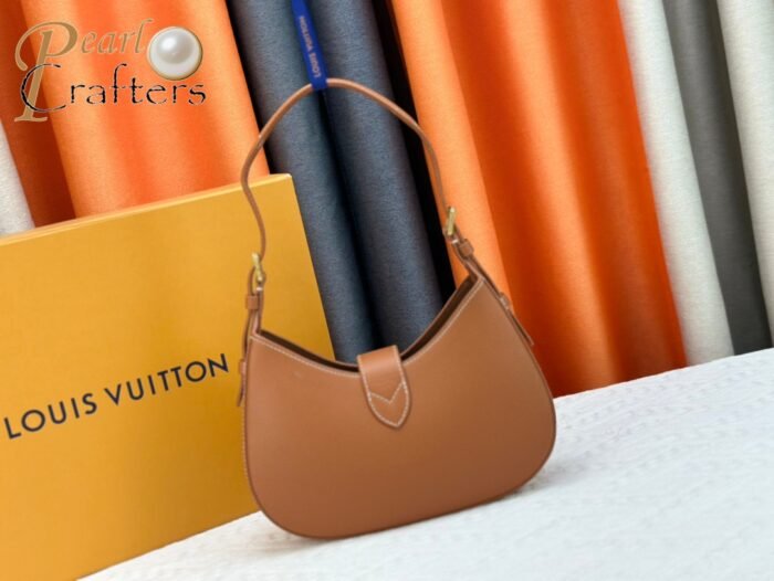 ⁦Louis Vuitton LOW KEY SHOULDER BAG M24611 M24885 M24990 Shoulder Bag Handbag⁩ - الصورة ⁦4⁩