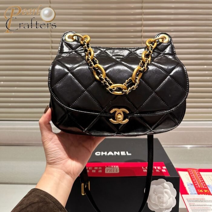 Chanel The Linge Chain Goes With Everything Retro Bag - Image 4
