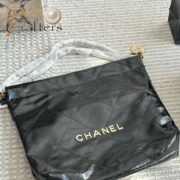 ⁦Chanel 22 Garbage Bag Waxed Cowhide Double C Gold Coin Pendant Handbag Shoulder Bag⁩ - الصورة ⁦2⁩