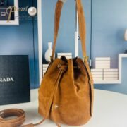 ⁦Prada Bucket Bag Shoulder Bag⁩ - الصورة ⁦3⁩