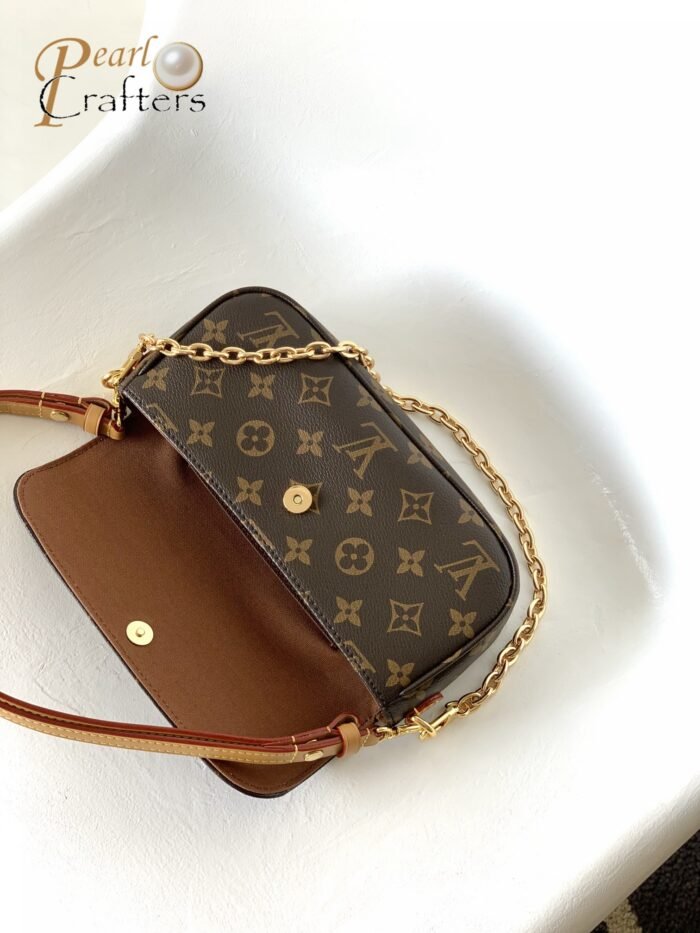 Louis Vuitton 10A Handbag Shoulder Bag Top Mirror Quality Version Wallet On Chain Ivy M81911 - Image 7