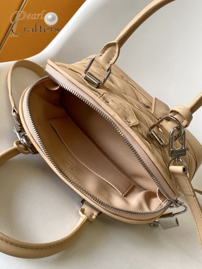 ⁦Louis Vuitton 10A Handbag Shoulder Bag Top Mirror Quality Version Nicolas Ghesquière M24153⁩ - الصورة ⁦8⁩
