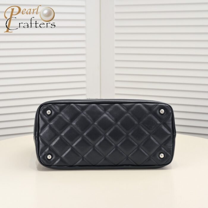 Chanel Tote Shopping Bag Vintage Shoulder Bag Handbag - Image 4