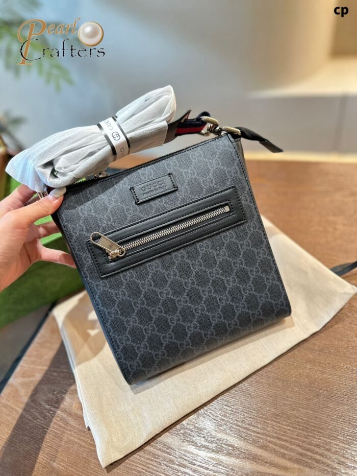 ⁦Gucci Messenger Bag⁩ - الصورة ⁦2⁩