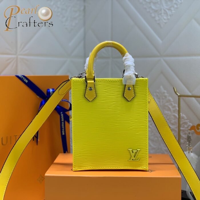 ⁦Louis Vuitton LV Petit Sac Plat Shoulder Bag⁩ - الصورة ⁦12⁩