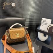 ⁦Louis Vuitton LV Takashi Murakami Handbag Shoulder Bag 41112⁩ - الصورة ⁦7⁩