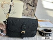 Louis Vuitton DIANE Shoulder Bag Handbag
