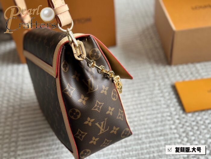 Louis Vuitton Dauphine Soft Shoulder Bag Handbag - Image 2