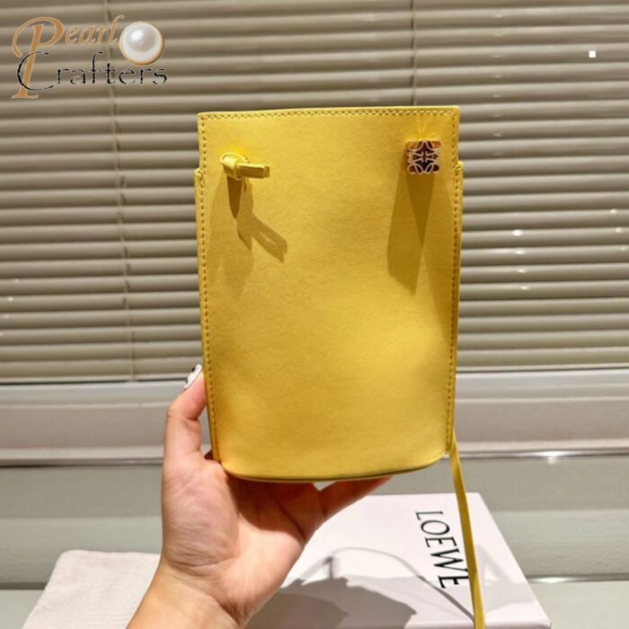 ⁦Loewe Relief Crossbody Bag Shoulder Bag⁩ - الصورة ⁦2⁩