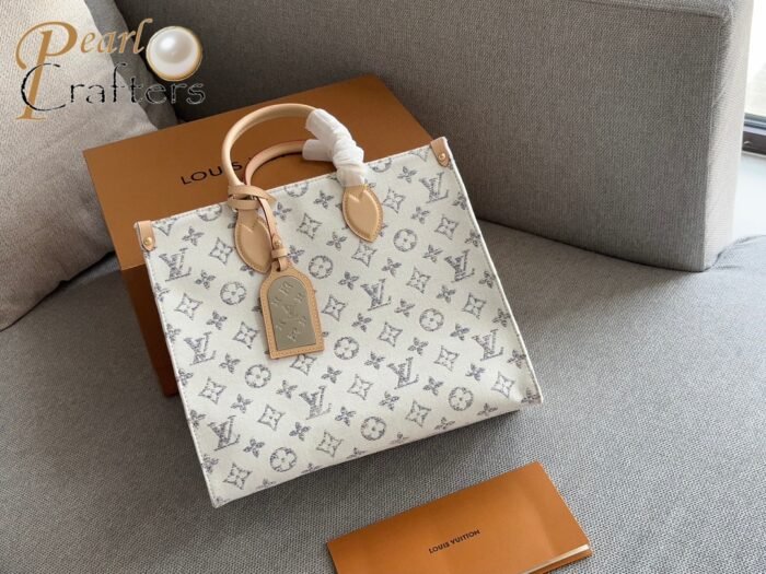 Louis Vuitton LV Onthego Handbag Shoulder Bag Totes - Image 2