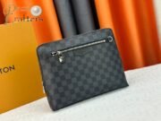 ⁦Louis Vuitton Pochette Jour Monogram Eclipse M82080 Clutch Bag Handbag⁩ - الصورة ⁦2⁩