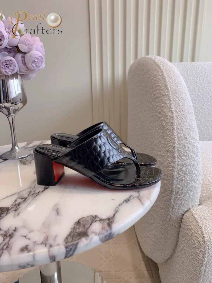 ⁦Christian Louboutin Slipper Sandals Clip Toe Heels Shoes⁩ - الصورة ⁦1⁩