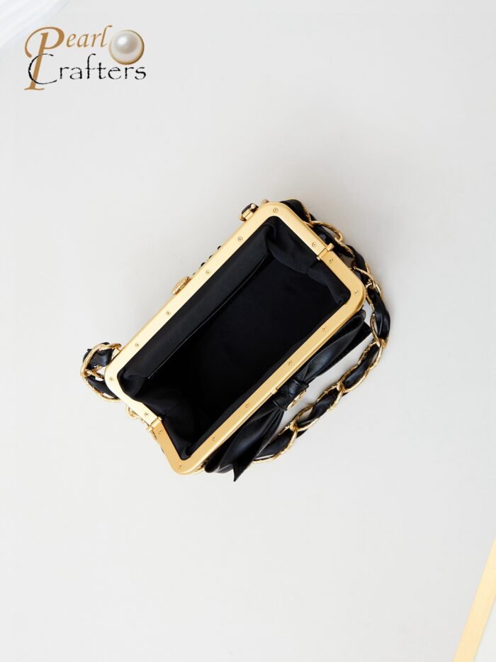 Chanel 10A Handbag Shoulder Bag Top Mirror Quality Version AP5127 - Image 8