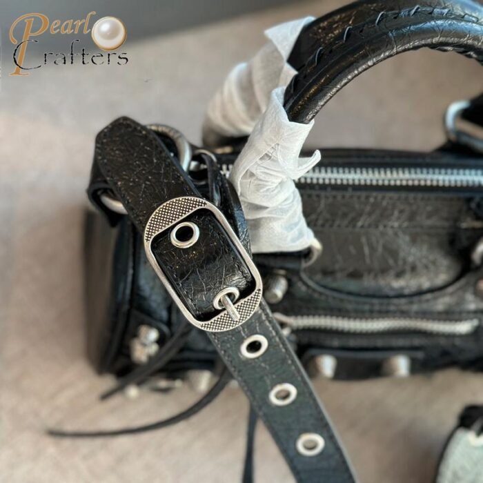 Balenciaga Le Cagole Leather Duffle Bag - Image 6
