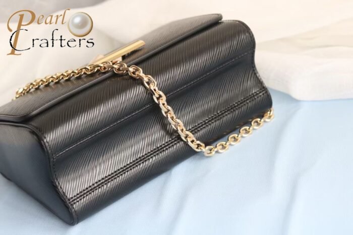 ⁦Louis Vuitton LV Twist Handbag Shoulder Satchel⁩ - الصورة ⁦8⁩