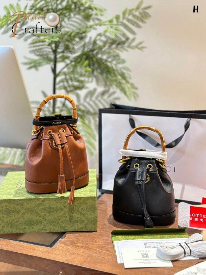Gucci Bucket Bag Shoulder Bag - Image 1