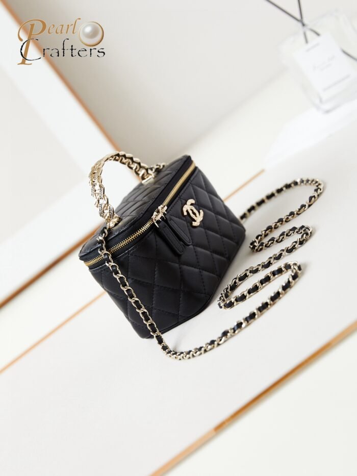 Chanel 10A Handbag Shoulder Bag Top Mirror Quality Version chanel AP5152 - Image 3